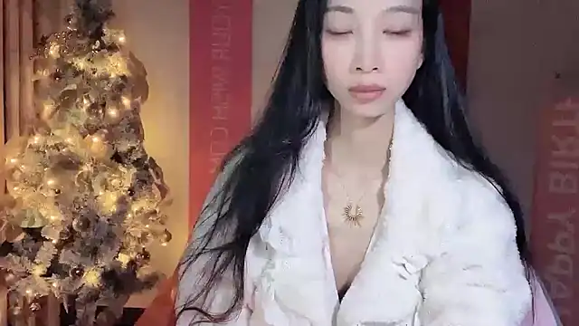 Lili-2 online show from December 31, 5:51 pm