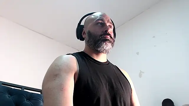 Snapshot of Gabriel_Harmant chatting on January 4, 5:37 am Gabriel Harmant online show from January 4, 5:37 am
