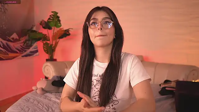 Dear Morgan online show from February 3, 8:35 pm