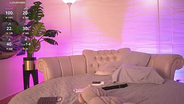 Dear Morgan online show from February 12, 9:43 pm