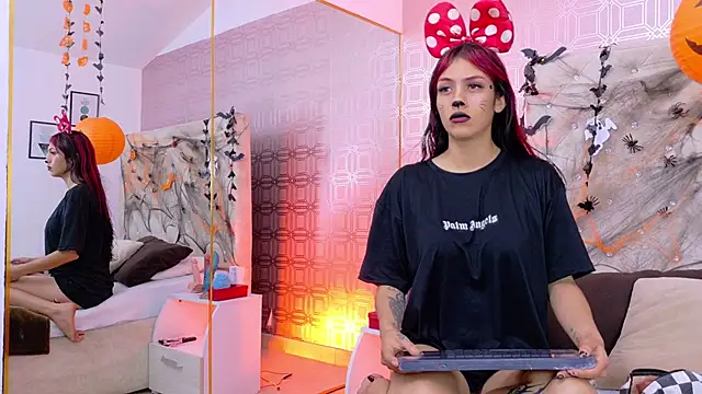 Derieri D online show from October 30, 7:36 pm