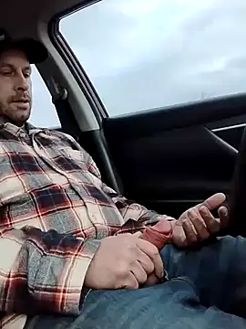 Snapshot of axelongshaft69 chatting on February 3, 8:24 pm axelongshaft69 online show from February 3, 8:24 pm