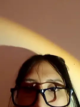 AleFantasy0001 online show from March 20, 7:25 pm