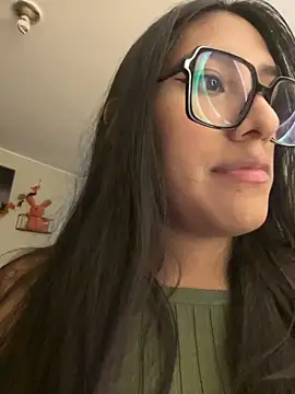 AleFantasy0001 online show from November 9, 4:11 am