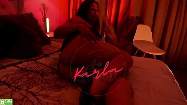 karla paradise  online show from December 16, 9:31 pm