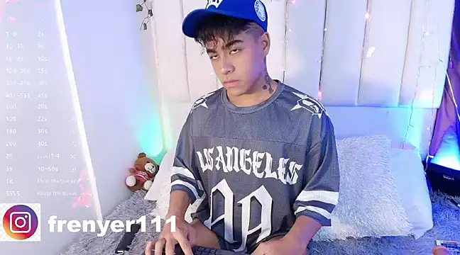 kiing azahell online show from January 31, 3:09 am