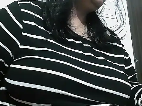 Queen of boobs01 online show from March 22, 5:38 pm