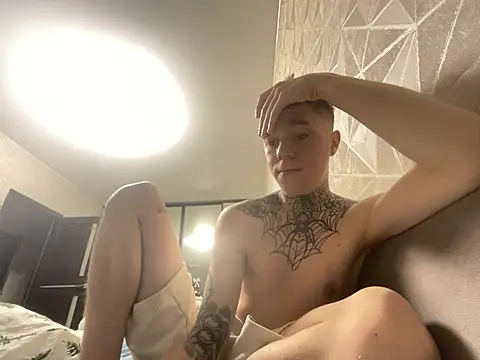 Snapshot of adolf_loo chatting on December 25, 7:13 pm adolf loo online show from December 25, 7:13 pm