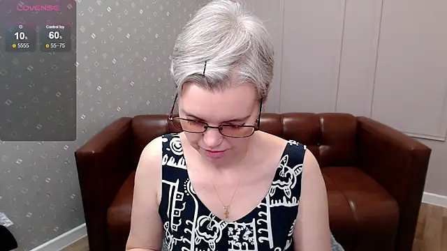 Cutie Erikaa1 online show from March 22, 2:15 am