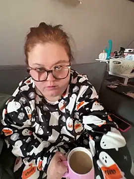 Tallulah-mae-xoxox online show from October 22, 9:31 am