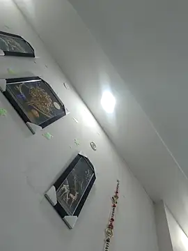 Snapshot of Archi-07 chatting on April 18, 8:07 am Archi-07 online show from April 18, 8:07 am