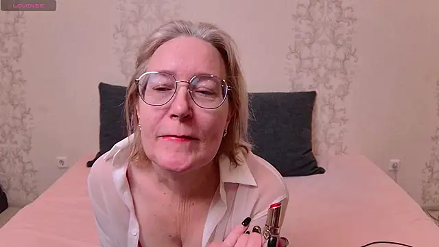 Moonlight Jasmine online show from February 6, 12:43 am