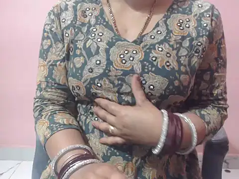 Snapshot of Jannat_ji chatting on February 24, 8:34 am Jannat ji online show from February 24, 8:34 am