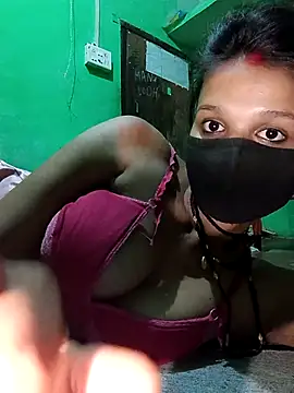 Snapshot of Hoty_girl_143 chatting on February 12, 5:13 am Hoty girl 143 online show from February 12, 5:13 am