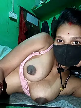 Snapshot of Hoty_girl_143 chatting on March 2, 7:15 am Hoty girl 143 online show from March 2, 7:15 am