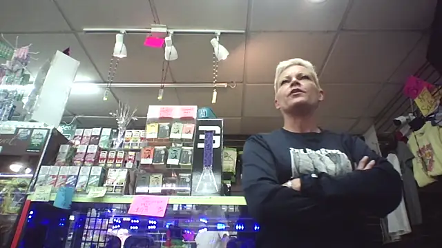 Snapshot of jadegilf1 chatting on April 12, 6:57 pm jadegilf1 online show from April 12, 6:57 pm