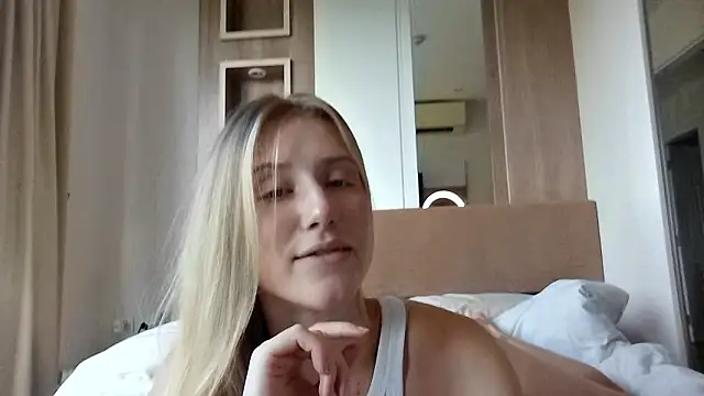 ArianaMur online show from March 15, 1:11 am