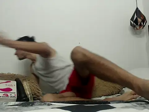 Snapshot of Latin_Boy24 chatting on October 6, 3:53 pm Latin Boy24 online show from October 6, 3:53 pm