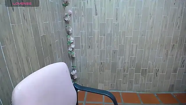 solyeria online show from October 11, 2:00 am