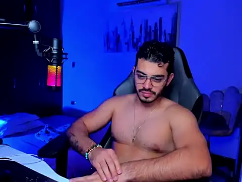 Snapshot of BrunoD31 chatting on February 18, 5:58 am BrunoD31 online show from February 18, 5:58 am