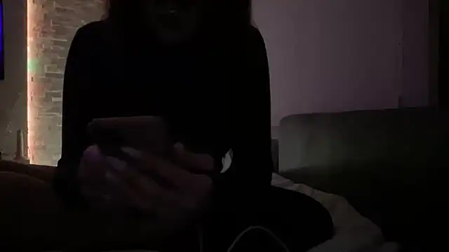 Snapshot of DominaCat75 chatting on December 2, 11:29 pm DominaCat75 online show from December 2, 11:29 pm