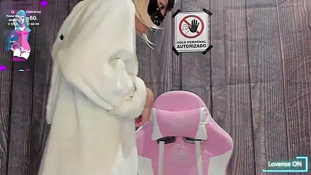 Snapshot of incubo-succubus chatting on November 11, 6:13 am incubo-succubus online show from November 11, 6:13 am