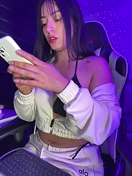 missycanoo online show from February 21, 2:39 am