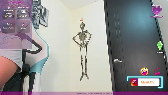 missycanoo online show from October 31, 12:55 am