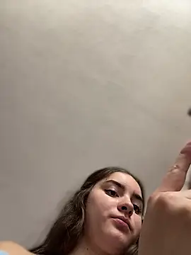 imlindapink online show from February 20, 8:47 pm