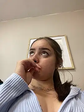 imlindapink online show from February 25, 9:46 pm