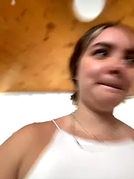 imlindapink online show from October 5, 5:22 pm