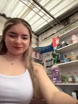 imlindapink online show from March 11, 4:46 pm