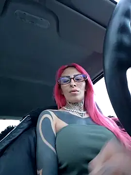 Snapshot of bambolinaofficial chatting on February 13, 4:36 pm bambolinaofficial online show from February 13, 4:36 pm