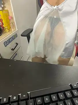 Hotqueensex online show from December 10, 10:47 pm