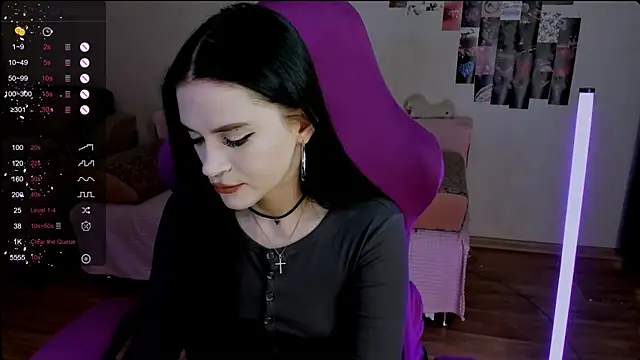 Molly Crystall online show from March 14, 7:37 am