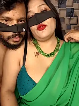 Radhikadavi879 online show from February 4, 11:38 am
