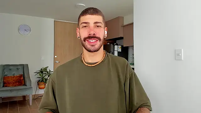 Guyinthemountain online show from January 6, 12:46 pm