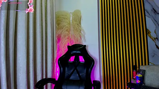 JulietaKane online show from November 16, 5:24 am