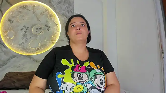 JulietaKane online show from December 23, 5:05 am