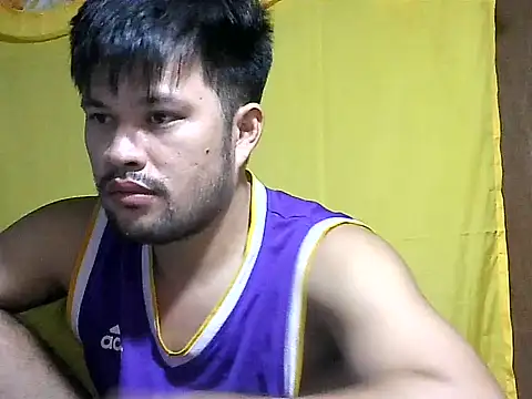 Snapshot of HairyHottestpinoyHandsome chatting on June 17, 5:36 pm HairyHottestpinoyHandsome online show from June 17, 5:36 pm