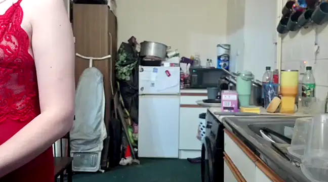 Snapshot of LexiSnowUK chatting on March 3, 5:39 pm LexiSnowUK online show from March 3, 5:39 pm