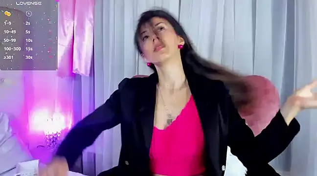  jade white  online show from January 14, 12:56 pm