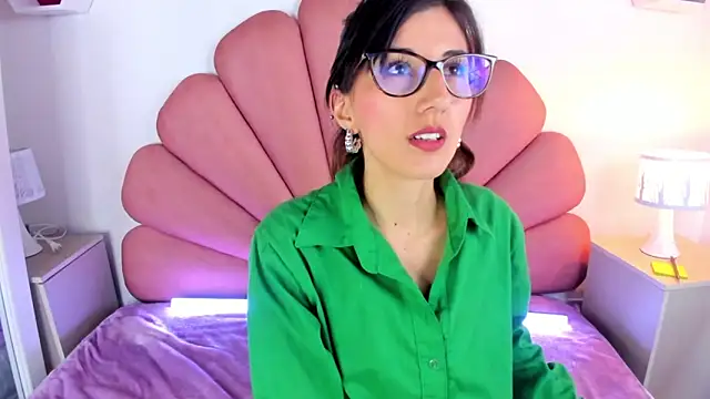  jade white  online show from February 3, 12:14 pm