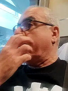 Satiro Sevilla online show from September 25, 7:45 am