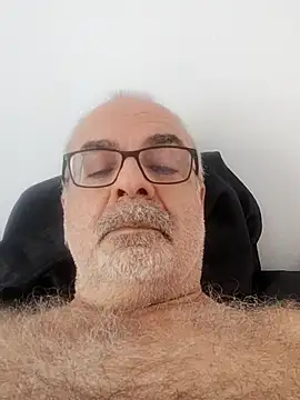 Satiro Sevilla online show from October 1, 4:13 pm