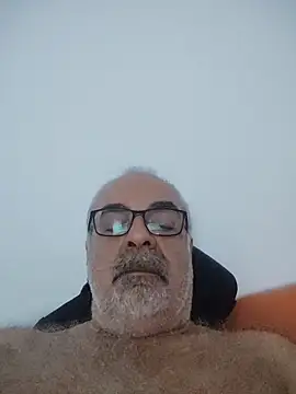 Satiro Sevilla online show from October 12, 8:08 pm