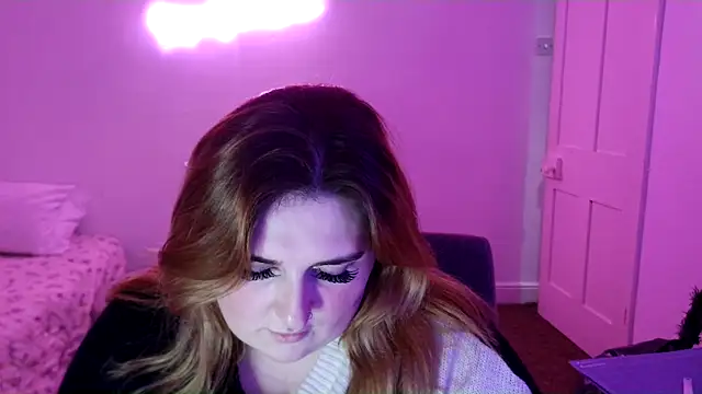 Snapshot of mimiprincessxoox chatting on December 27, 9:54 pm mimiprincessxoox online show from December 27, 9:54 pm
