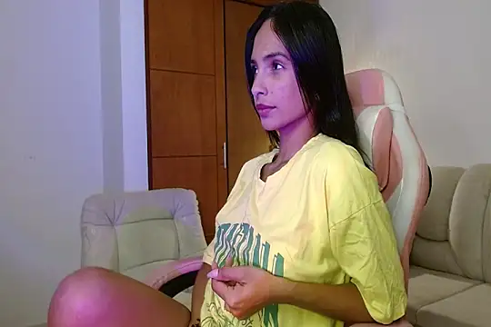 AnnitaSerna  online show from March 13, 3:35 am