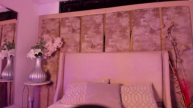 NairobiLee online show from February 19, 11:38 am