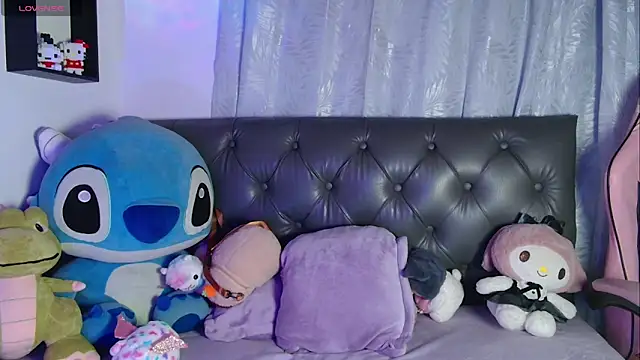 evie cloud online show from February 27, 9:04 pm